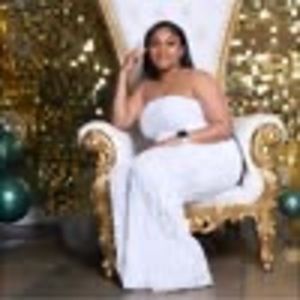 Meet your Posher, Darline